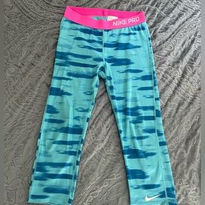 Nike pro cropped leggings youth XL